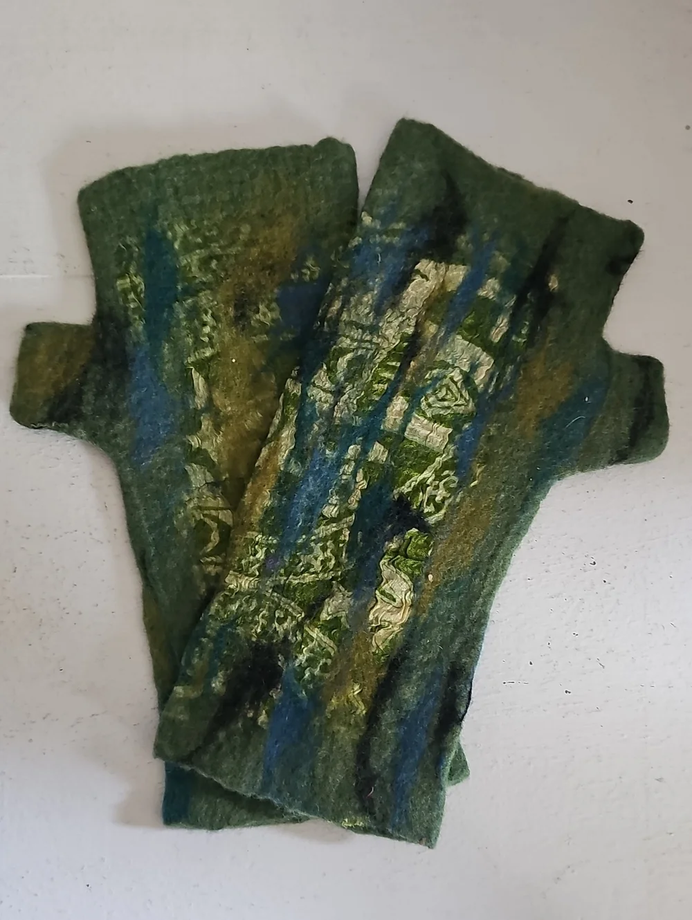 Hand Felted Wool Wrist Warmers Fingerless Gloves Fiber Art Green Blue